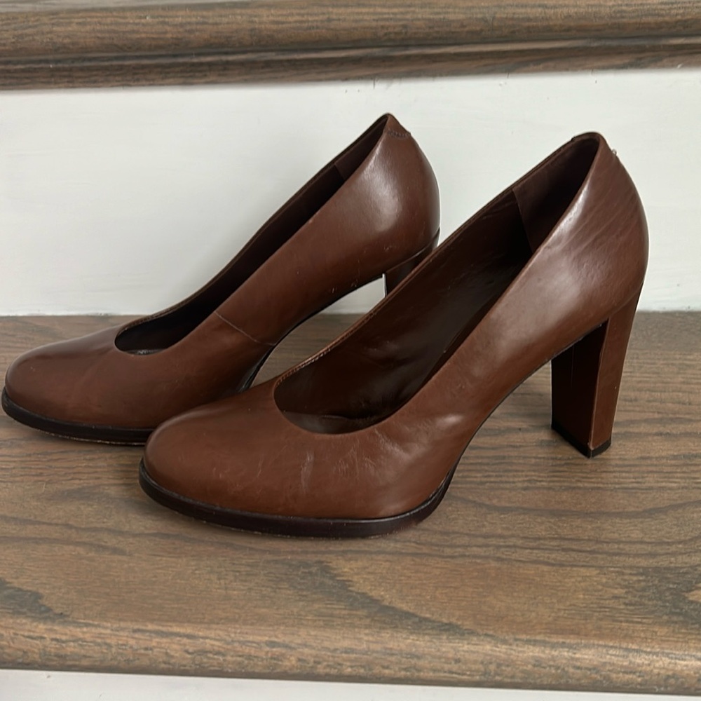 BR leather heels